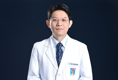 洪俊生 医师专治减重、感冒、过敏性鼻炎、妇科、月经不调、更年期障碍、胃肠功能不调、小儿调理、青少年发育调理肝功能异常、失眠、青春痘、甲状腺亢进、扭伤挫伤、关节炎、神经痛、腰痛、坐骨神经痛、五十肩、颜面神经麻痹、埋穴减重、放血、艾灸、扭伤挫伤拉伤、腰痛、运动伤害、网球肘、活络筋骨、五十肩、颈肩酸痛、膏肓症、痛经、白带、更年期障碍、不孕症、安胎、月子调理、泌尿道感染、闭经、崩漏、食欲不振、尿床、小儿转科、发育不良、飞蚊症、青春痘、荨麻疹、湿疹、异位性皮肤炎、痔疮、胃食道逆流、胸闷、颞颚关节炎